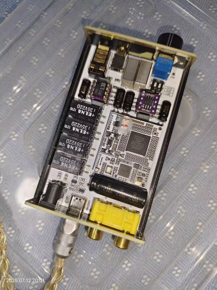 Portable R2R decoding headphon - огляд і ціна Headphone Amplifier
